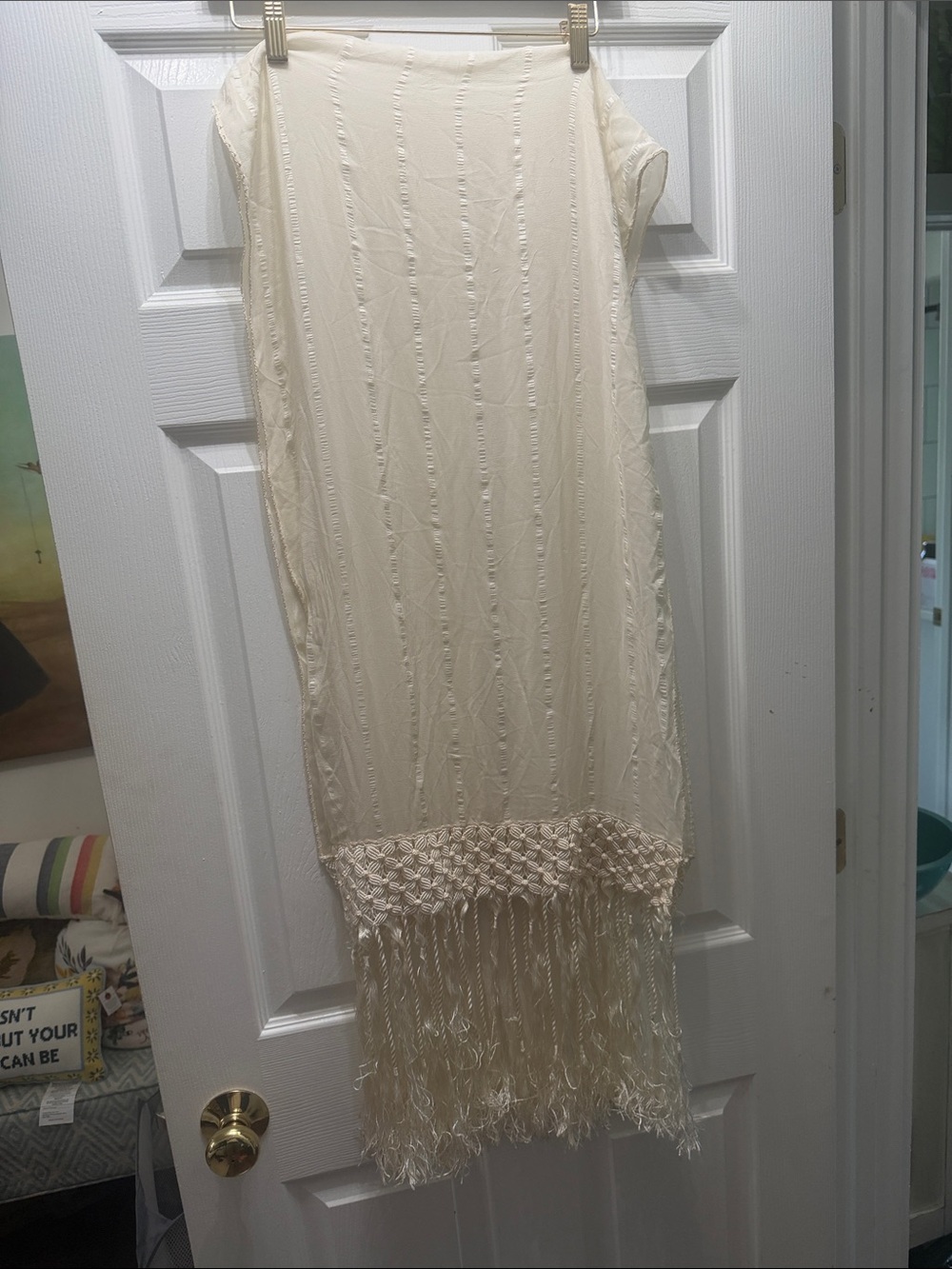 Vintage Ivory Fringe Hem Pagmina/Wrap - Picture 2 of 3